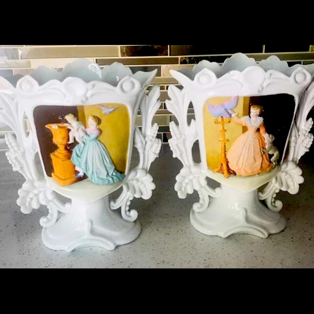 Beautiful 2 Vases from A to Z Mart